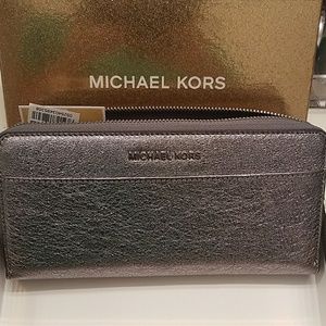 Authentic Michael Kors Wallet